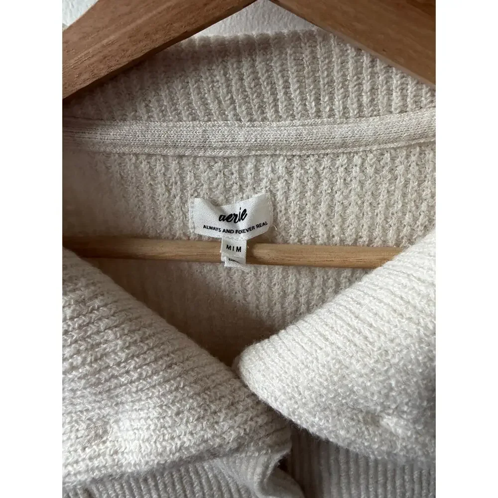 Aerie oversized waffle button up sweater women's size medium - Picture 3 of 6